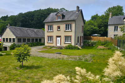 Maison à vendre à Tinchebray-Bocage, Orne, Basse-Normandie, avec Leggett Immobilier