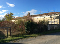 Maison à vendre à Saint-Ciers-Champagne, Charente-Maritime - 109.000 € - photo 1