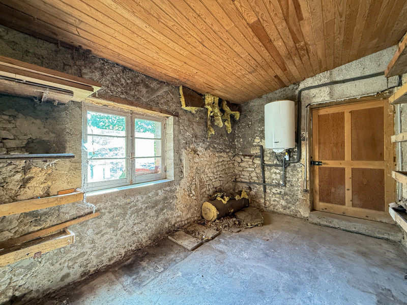 French property for sale in Verteillac, Dordogne - €189,000 - photo 11