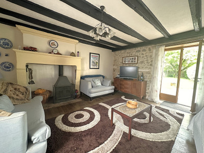 French property for sale in Combiers, Charente - €99,000 - photo 2