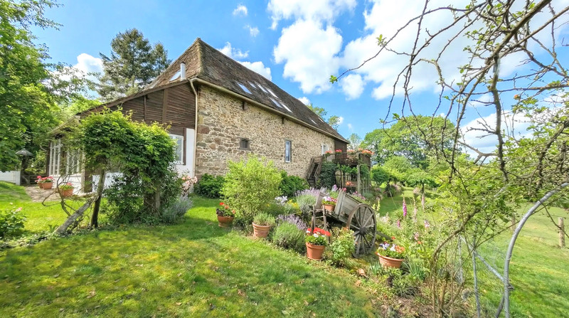 French property for sale in Glanges, Haute-Vienne - €339,000 - photo 1
