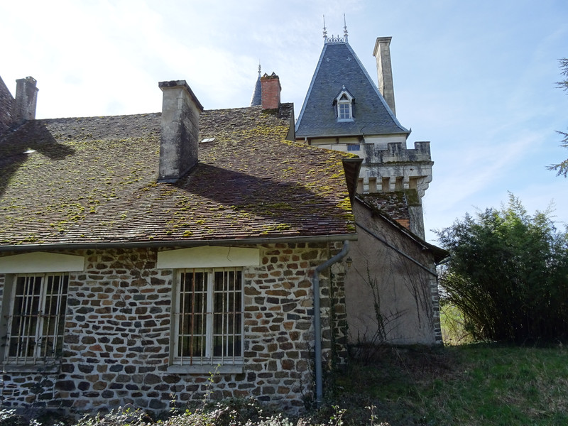 French property for sale in Thiviers, Dordogne - &#8364;1,049,400 - photo 10