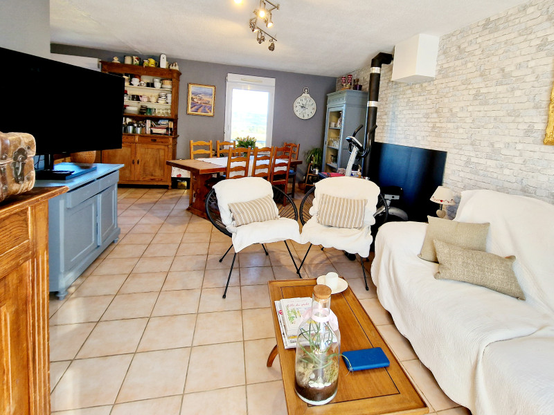 French property for sale in Saint-Christol, Vaucluse - €230,000 - photo 4