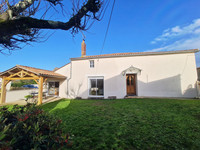 houses and homes for sale inSainte-PexineVendée Pays_de_la_Loire
