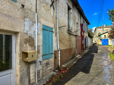French property for sale in Beauvais-sur-Matha, Charente-Maritime - €19,950 - photo 13
