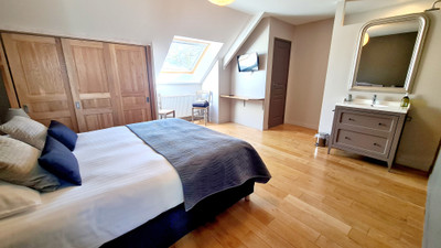 French property for sale in Rives d'Andaine, Orne - €699,999 - photo 5