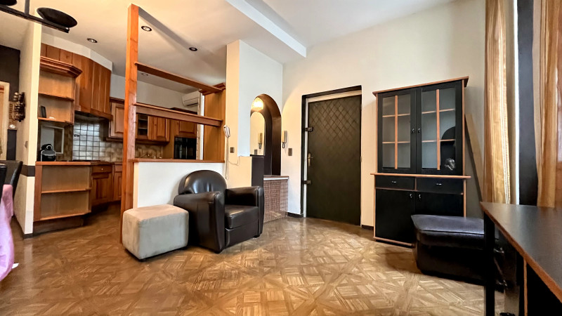French property for sale in Avignon, Vaucluse - €127,000 - photo 0