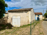 Maison à vendre à Lorignac, Charente-Maritime - 71.600 € - photo 8