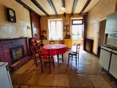 French property for sale in Chatain, Vienne - €83,000 - photo 1