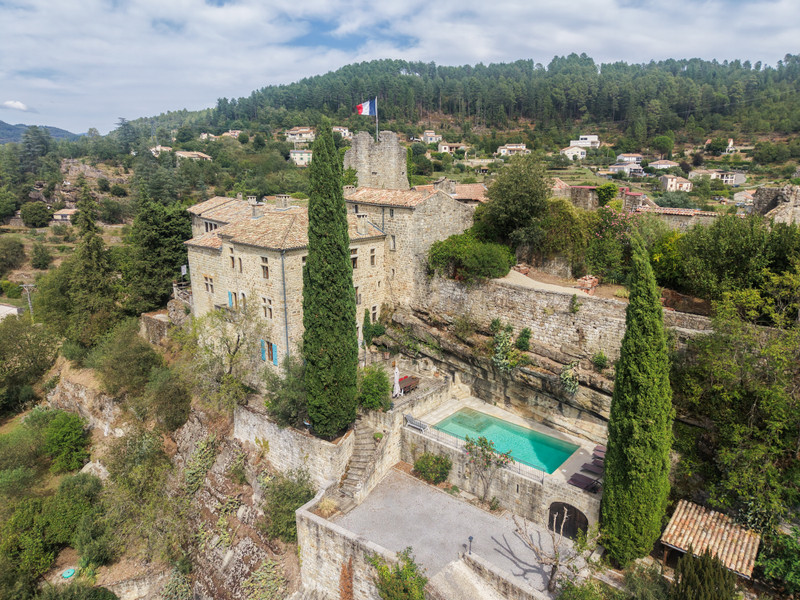 French property for sale in Ucel, Ardèche - €1,250,000 - photo 0