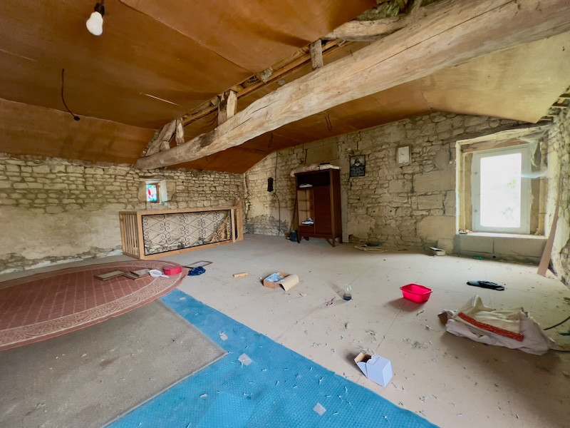 French property for sale in Loudun, Vienne - €74,900 - photo 8