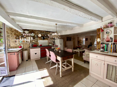 French property for sale in Vayres, Haute-Vienne - €124,500 - photo 2