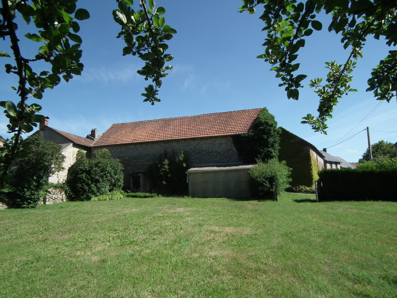 French property for sale in Auzances, Creuse - &#8364;34,600 - photo 3