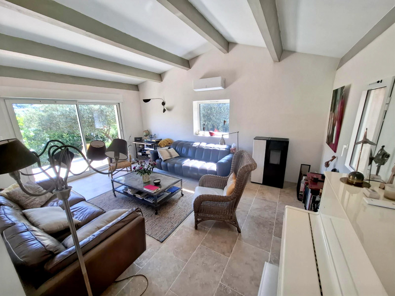 French property for sale in Cotignac, Var - €550,000 - photo 2