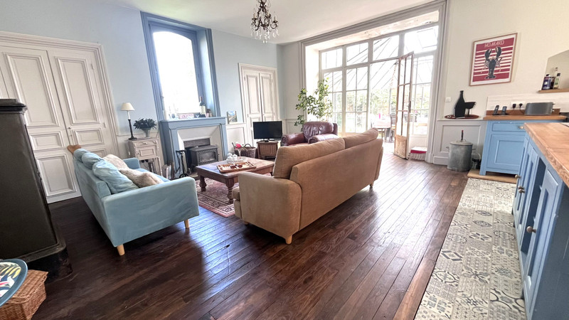 French property for sale in Malestroit, Morbihan - €945,000 - photo 4