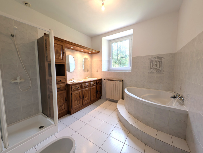French property for sale in Chepniers, Charente-Maritime - €255,500 - photo 6