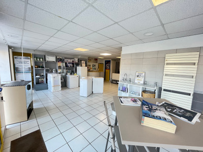 French property for sale in La Chèze, Côtes-d'Armor - €91,600 - photo 3