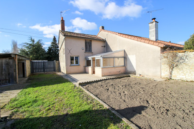 Maison à vendre à Chaveignes, Indre-et-Loire, Centre, avec Leggett Immobilier