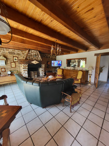 French property for sale in Saint-Jory-de-Chalais, Dordogne - €150,000 - photo 2