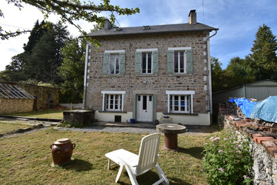 Maison à vendre à Saint-Setiers, Corrèze, Limousin, avec Leggett Immobilier