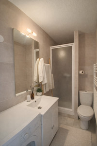 French property for sale in La Grande-Motte, Hérault - €215,000 - photo 5