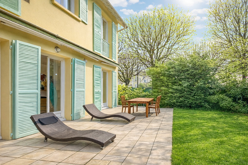 French property for sale in Saint-Maur-des-Fossés, Val-de-Marne - €1,045,000