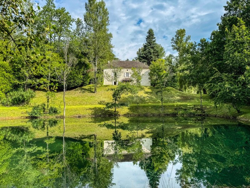 French property for sale in Montaigu-de-Quercy, Tarn-et-Garonne - €495,000 - photo 2
