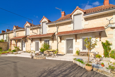 Maison à vendre à Nueil-sous-Faye, Vienne, Poitou-Charentes, avec Leggett Immobilier