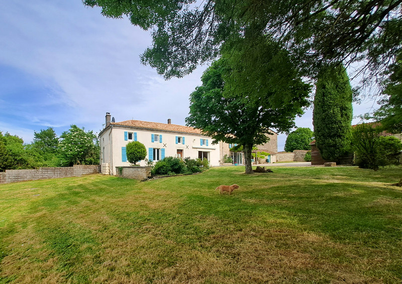 French property for sale in Valdelaume, Deux-Sèvres - €249,900 - photo 13