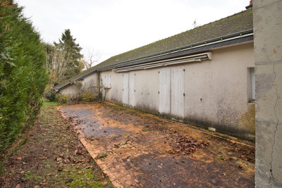 French property for sale in Noyant-Villages, Maine-et-Loire - €150,000 - photo 14
