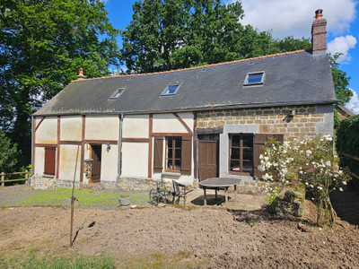 Maison à vendre à Saint-Hilaire-de-Briouze, Orne, Basse-Normandie, avec Leggett Immobilier