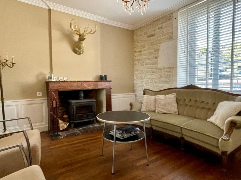 French property for sale in Rouillac, Charente - €390,000 - photo 3