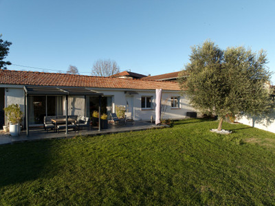 Maison à vendre à Castelbiague, Haute-Garonne, Midi-Pyrénées, avec Leggett Immobilier