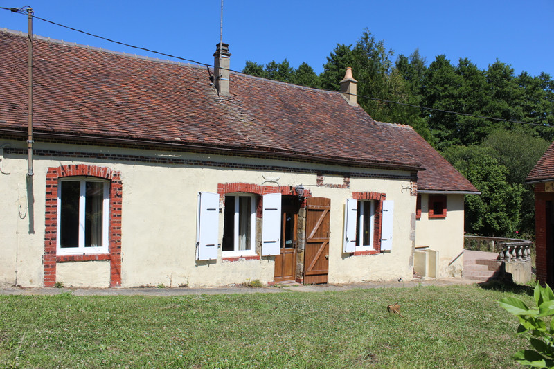 House for sale in Longny les Villages Orne Under offer. Longny au