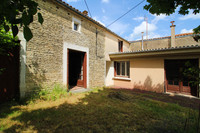 Maison à vendre à Longré, Charente - 64.600 € - photo 10