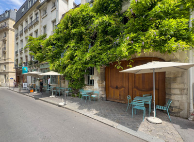 apartment for sale in Paris
