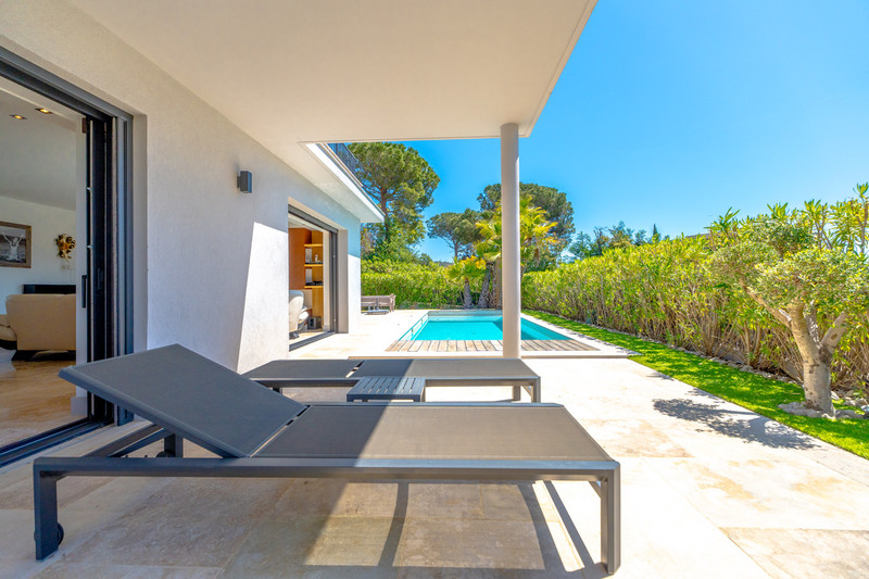 French property for sale in Sainte-Maxime, Var - €2,195,000 - photo 8