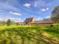 Maison à vendre à Antonne-et-Trigonant, Dordogne - 460.000 € - photo 1