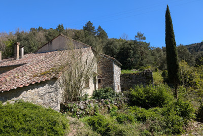 Maison à vendre à Courniou, Hérault, Languedoc-Roussillon, avec Leggett Immobilier