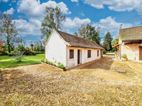 Maison à vendre à La Frette, Saône-et-Loire - 299.000 € - photo 2