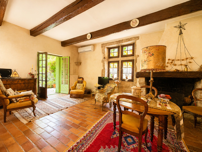 French property for sale in Pézenas, Hérault - €445,000 - photo 4
