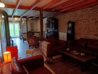 Maison à vendre à Pleuville, Charente - 280.000 € - photo 4