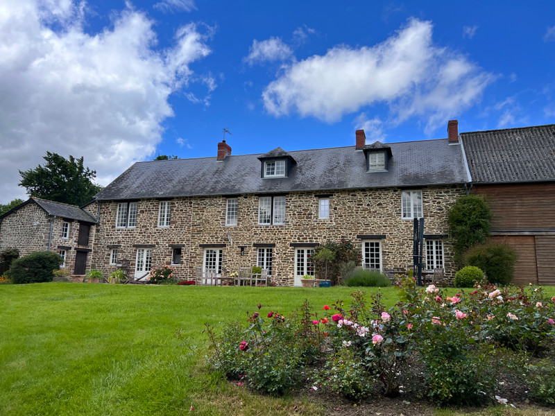 Vente Maison 210m² 7 Pièces à Condé-en-Normandie (14110) - Leggett Immobilier