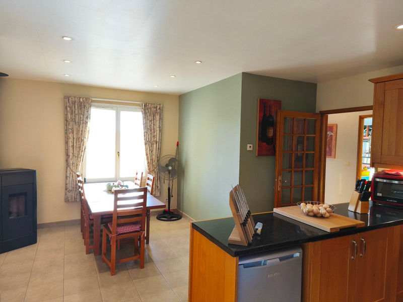 French property for sale in Combiers, Charente - €283,550 - photo 6