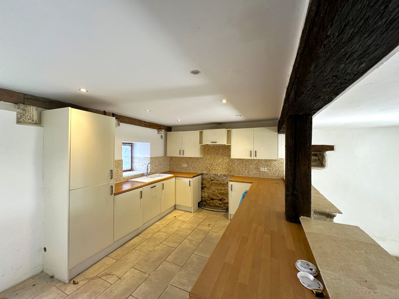 French property for sale in Roumazières-Loubert, Charente - €129,000 - photo 2