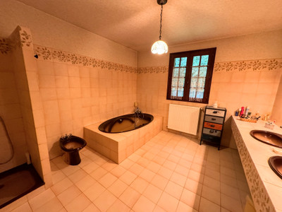 French property for sale in Montmoreau, Charente - €388,000 - photo 7