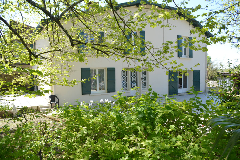 French property for sale in Nérac, Lot-et-Garonne - €420,000 - photo 1