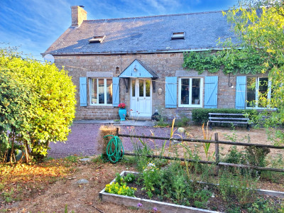 house for sale in Mayenne