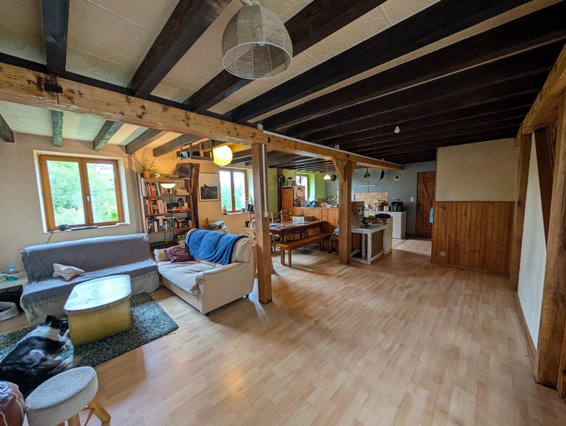 French property for sale in Saint-Marc-à-Loubaud, Creuse - €149,330 - photo 2