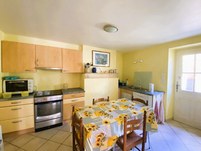 French property for sale in Meaulne-Vitray, Allier - €144,970 - photo 2